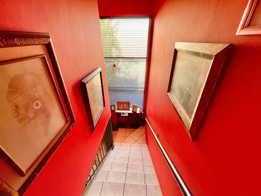 3 Bedroom Property for Sale in Waterval East North West